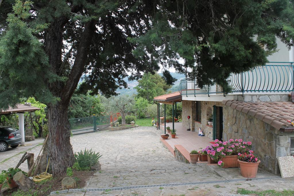 Bed & Breakfast Villa Flora Eredita 外观 照片